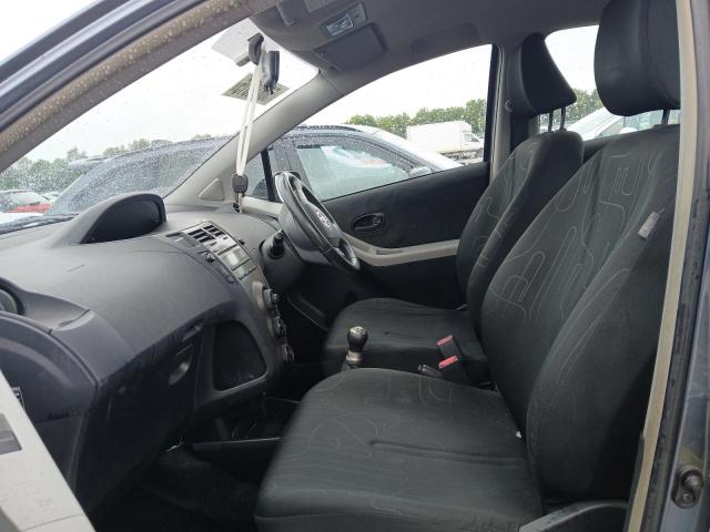 2009 TOYOTA YARIS TR V
