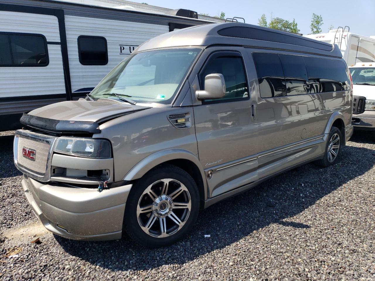 2018 GMC Savana G2500