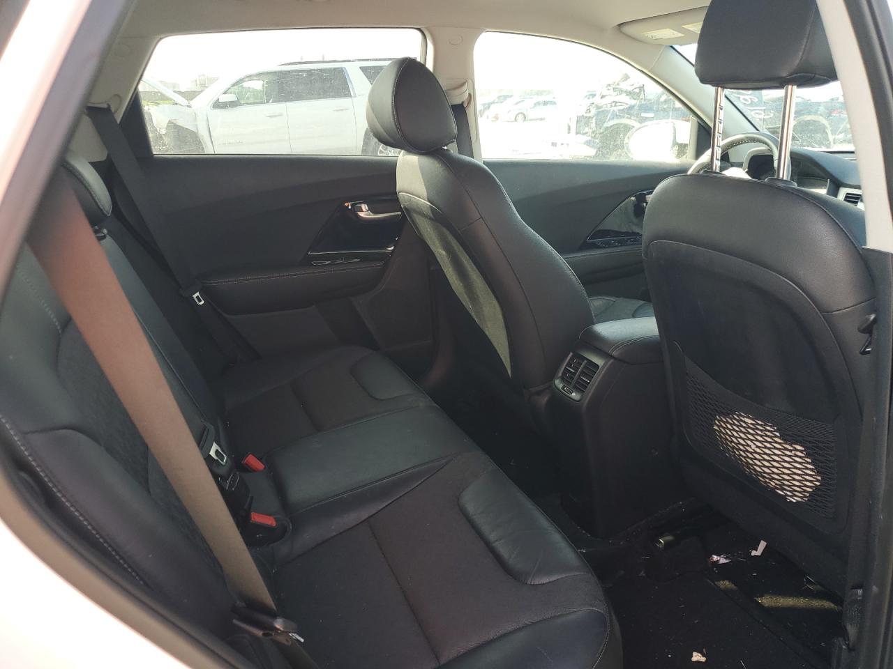 2019 Kia Niro Ex VIN: KNDCC3LC7K5233553 Lot: 61287035