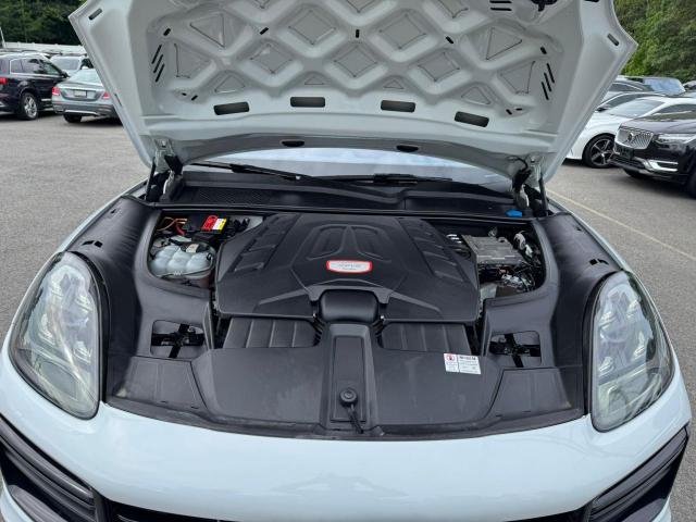  PORSCHE CAYENNE 2019 White
