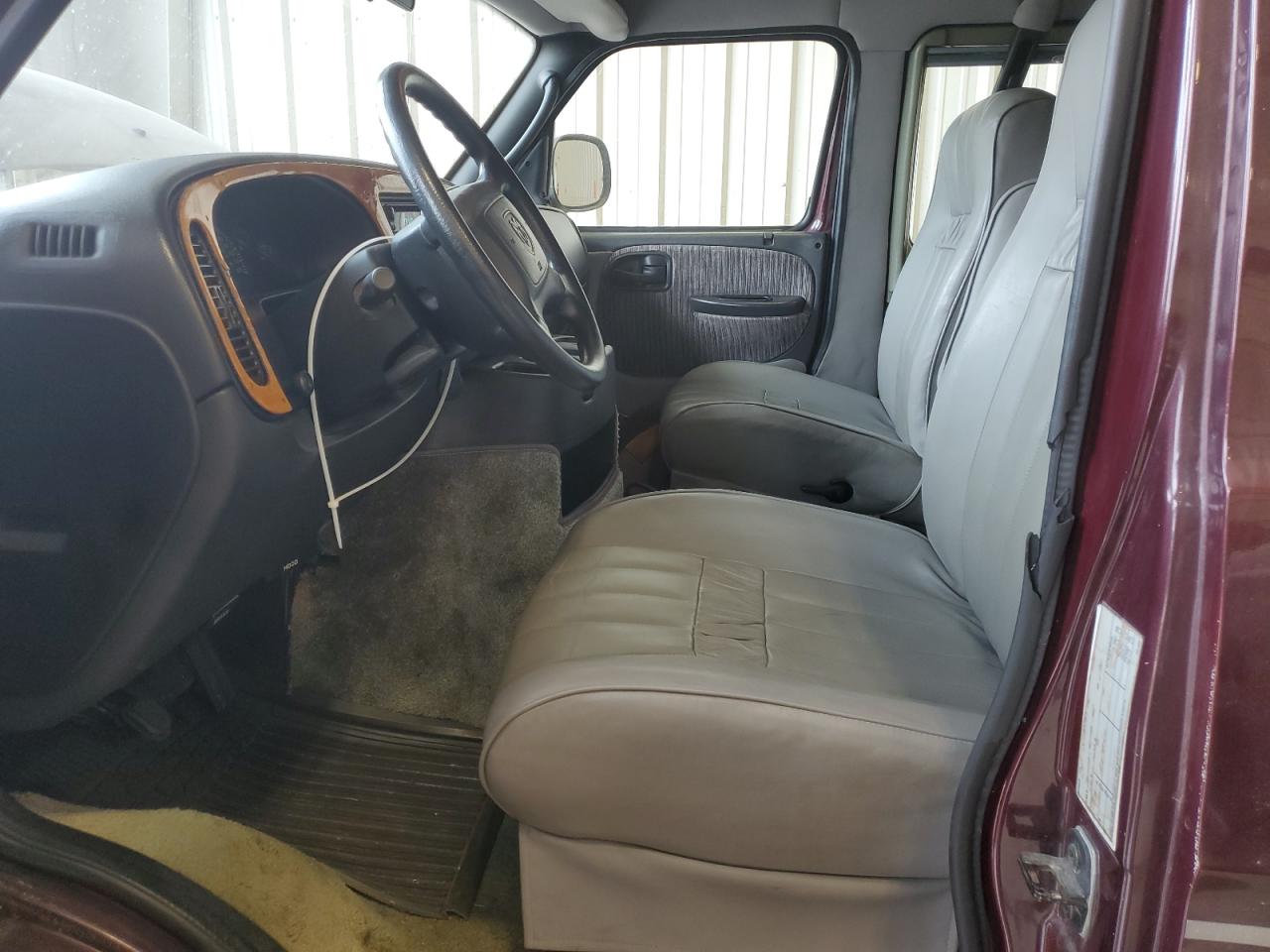 2002 Dodge Ram Van B1500 VIN: 2B6HB11Y82K122621 Lot: 60052425