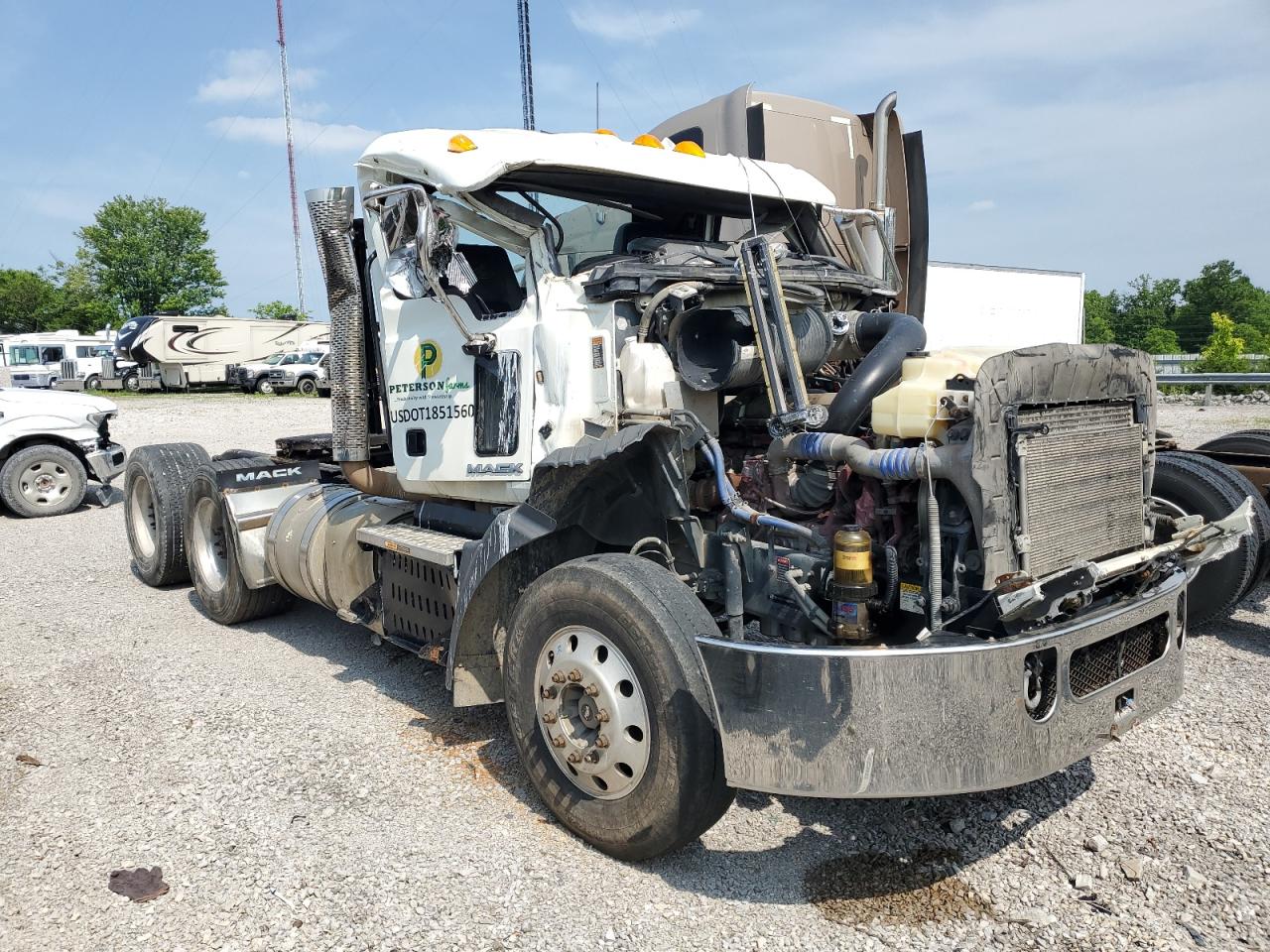 2017 Mack Cxu600 Semi Truck for Sale in Lawrenceburg, KY - Front End