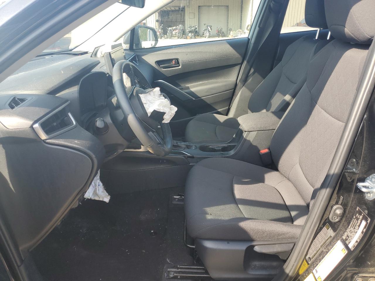 2022 Toyota Corolla Cross Le VIN: 7MUBAABG7NV006216 Lot: 60506225