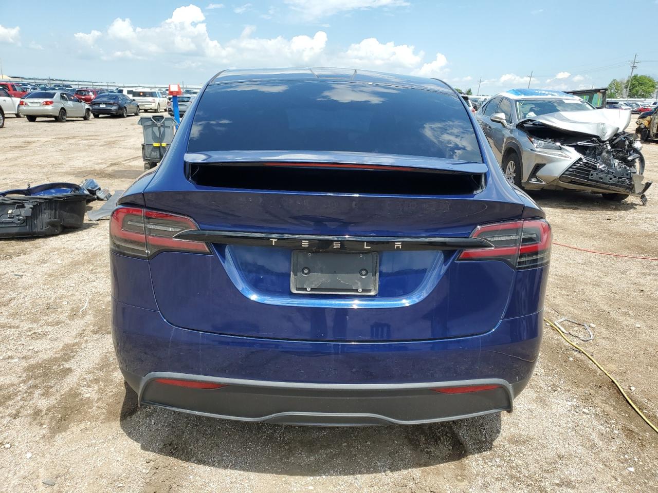 2024 Tesla Model X VIN: 7SAXCDE52RF437985 Lot: 62547715