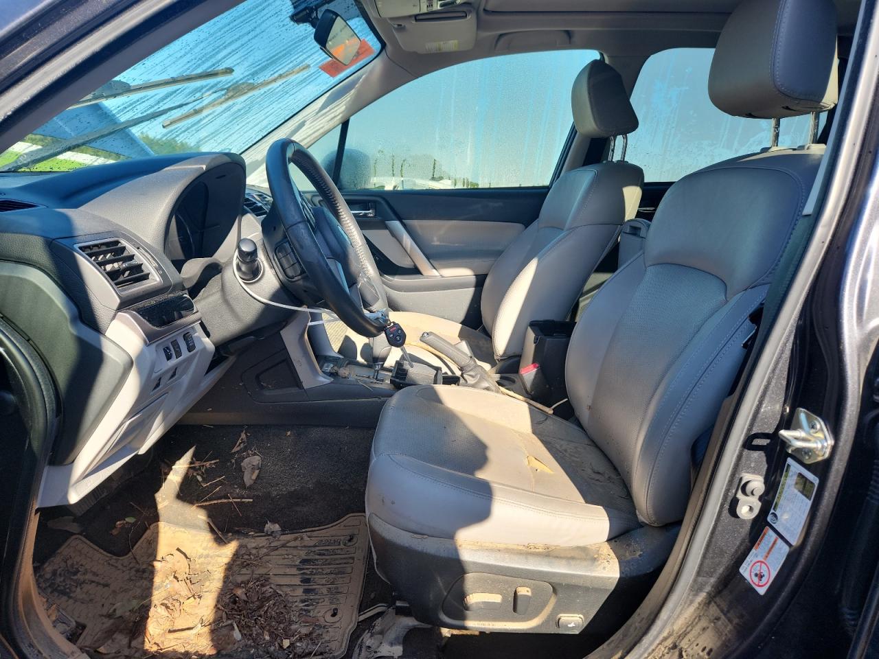 2017 Subaru Forester 2.5I Limited VIN: JF2SJAJCXHH556884 Lot: 61335545