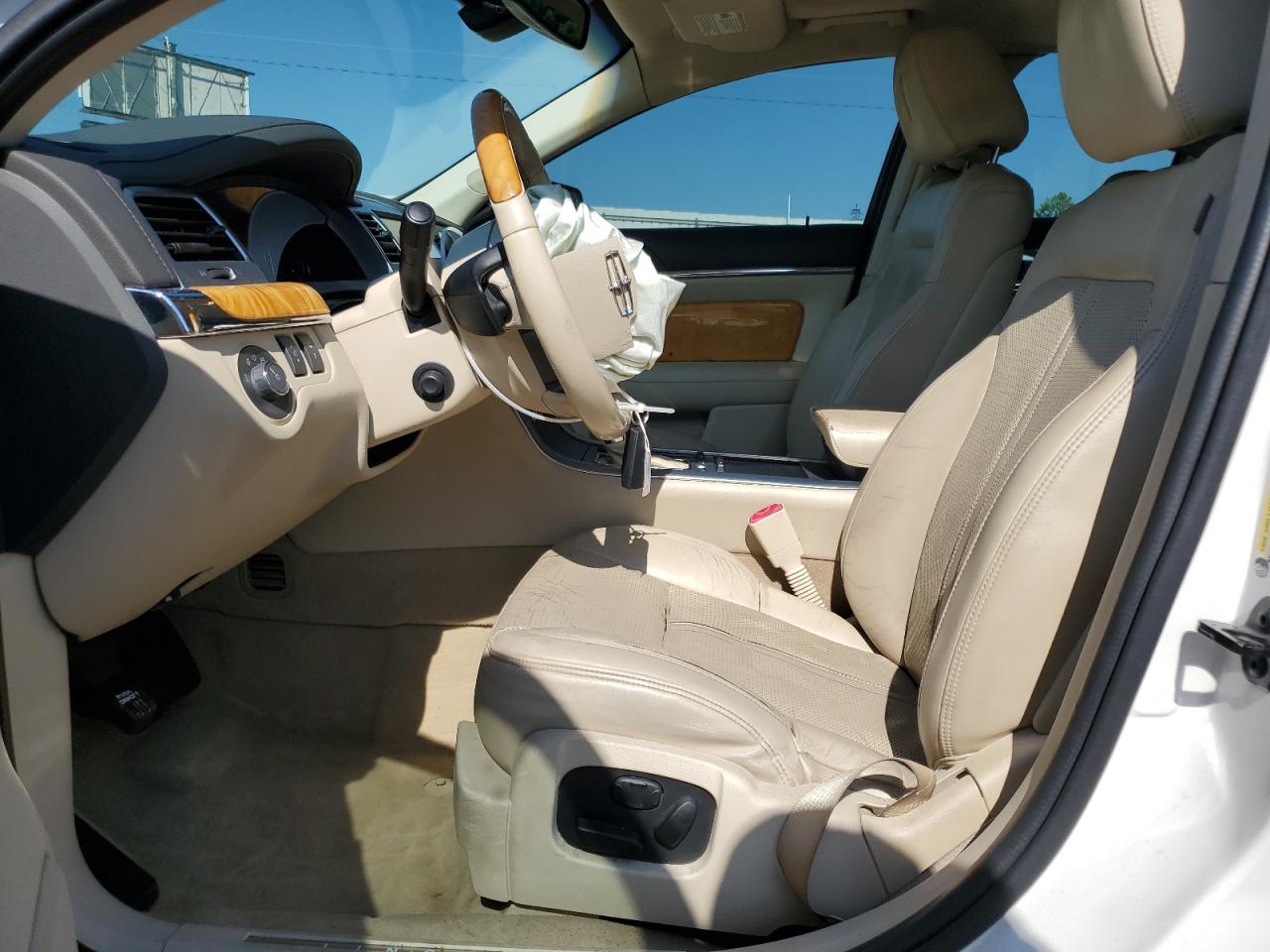 2011 Lincoln Mks VIN: 1LNHL9FTXBG608128 Lot: 61526995