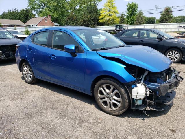  TOYOTA YARIS 2017 Granatowy