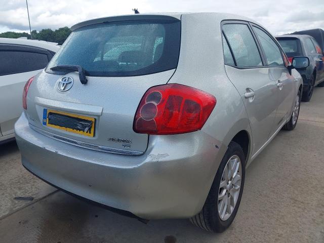 2007 TOYOTA AURIS TR V