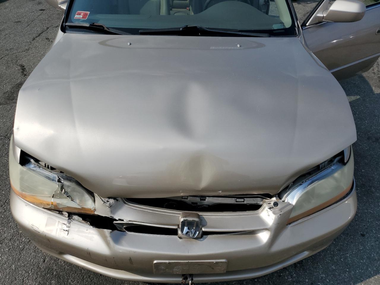 2000 Honda Accord Ex VIN: 1HGCG6685YA120232 Lot: 59948775