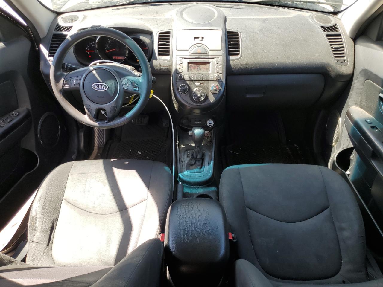 2011 Kia Soul + VIN: KNDJT2A28B7284091 Lot: 60278895