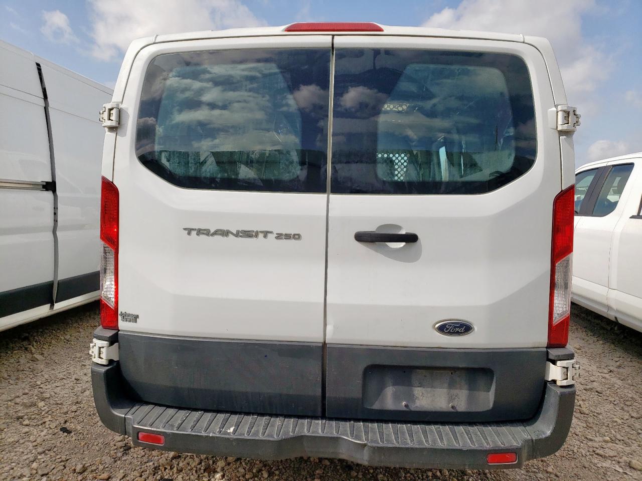 2016 Ford Transit T-250 VIN: 1FTYR1ZM8GKA47053 Lot: 60133735