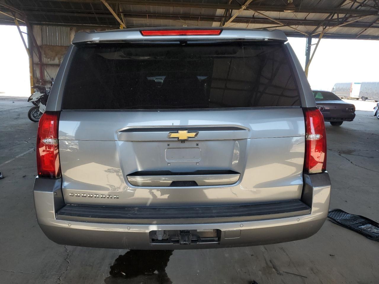 2019 Chevrolet Suburban K1500 Lt VIN: 1GNSKHKC6KR331535 Lot: 61255215