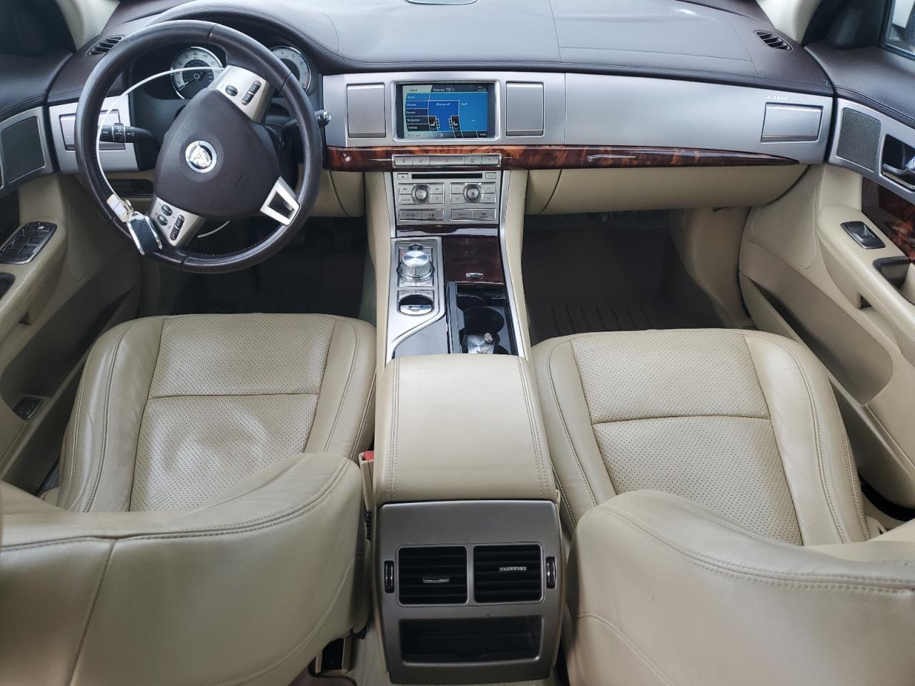 2010 Jaguar Xf Premium VIN: SAJWA0GB6ALR64862 Lot: 61594335