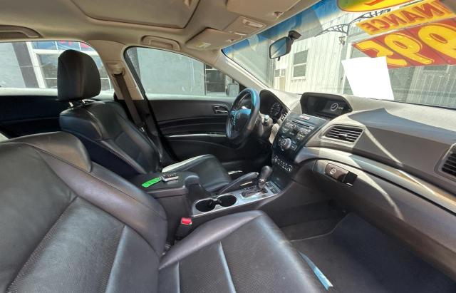 Sedans ACURA ILX 2015 White
