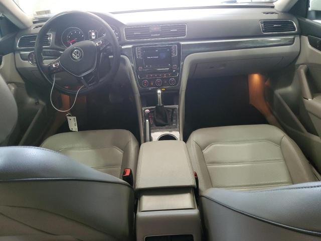  VOLKSWAGEN PASSAT 2018 Biały