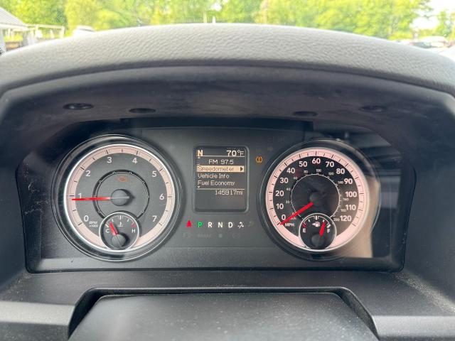 Pickups RAM 1500 2017 Silver