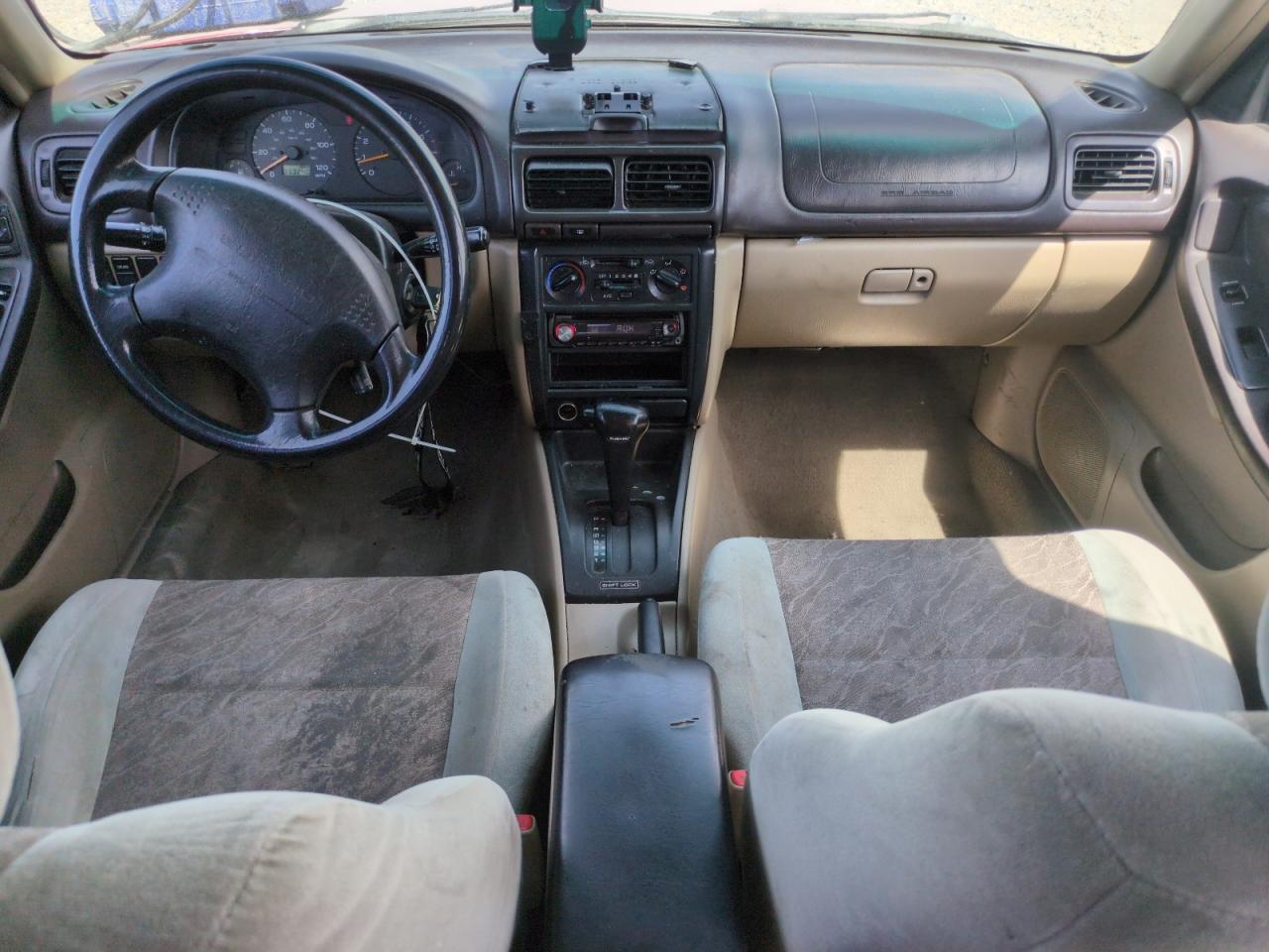 2000 Subaru Forester L VIN: JF1SF6350YH711024 Lot: 60251835