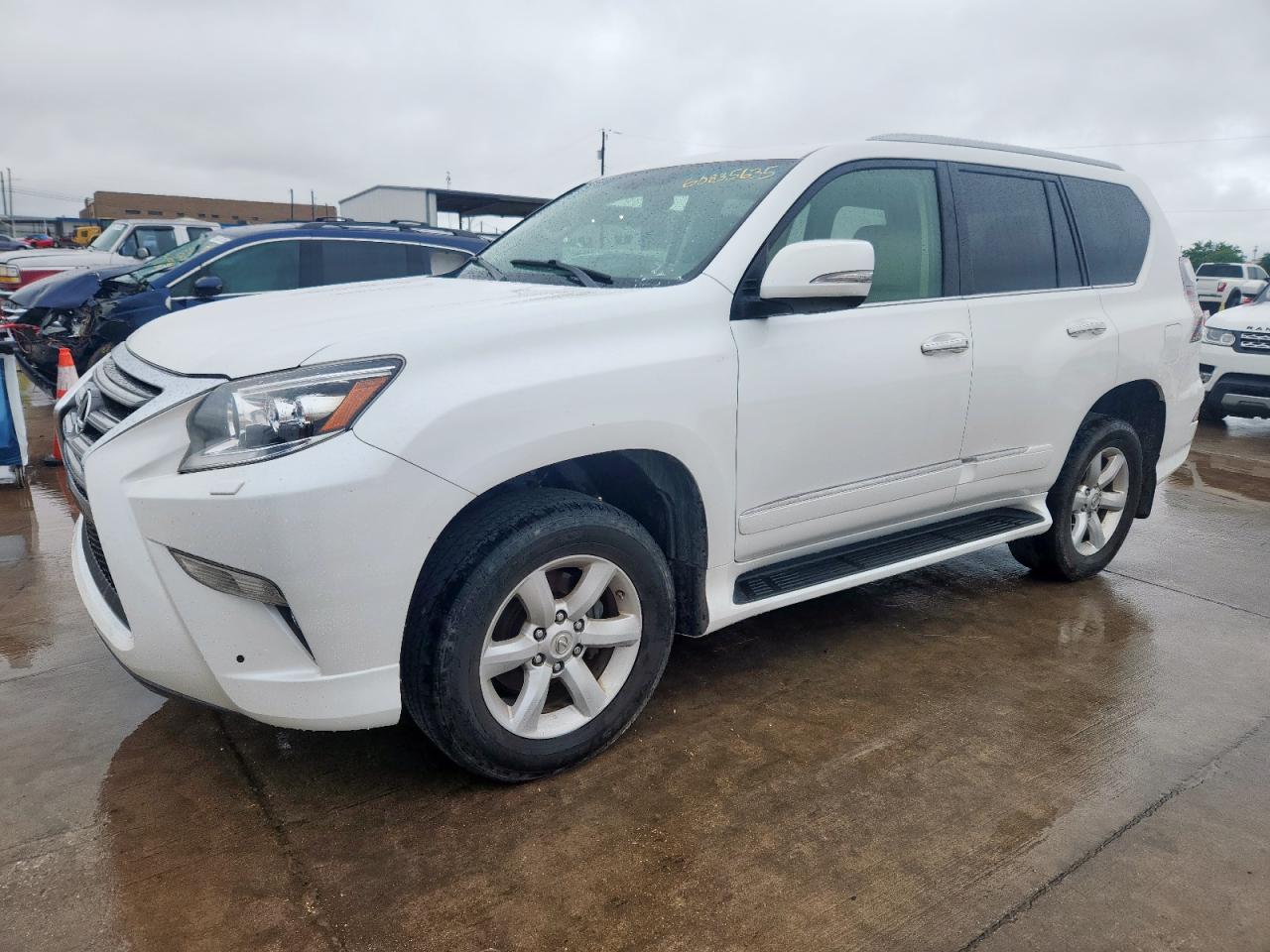 Grand Prairie, TX에서 판매 중인 2017 Lexus Gx 460 4.6L - Minor Dent/Scratches