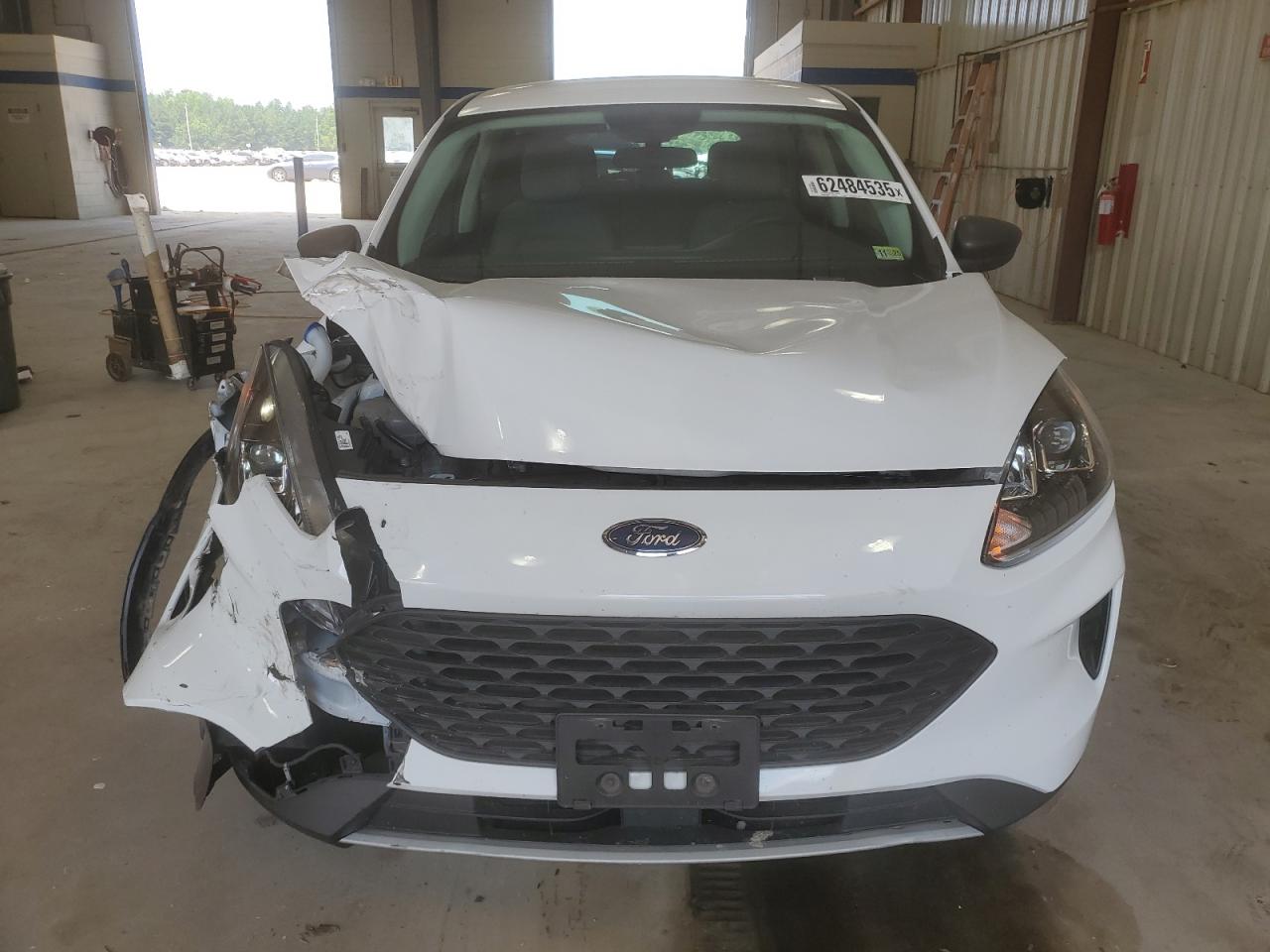 FORD ESCAPE 2022 VIN 1FMCU0F62NUA23479 фото 5