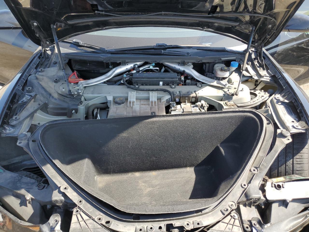 2017 Tesla Model S VIN: 5YJSA1E28HF190858 Lot: 60690695