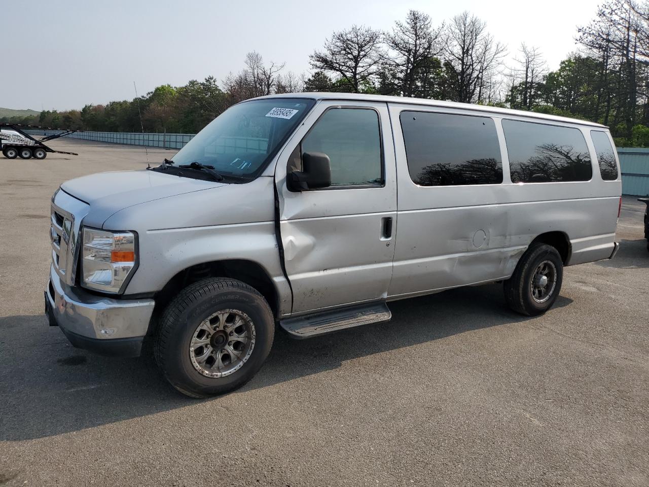 2013 Ford Econoline E350 Super Duty Wagon იყიდება Brookhaven-ში, NY - Front End