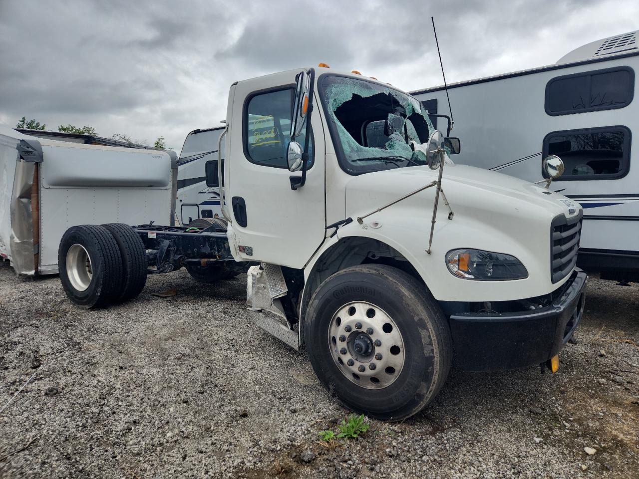 2025 Freightliner M2 106 Medium Duty للبيع في Fort Wayne، IN - Rollover