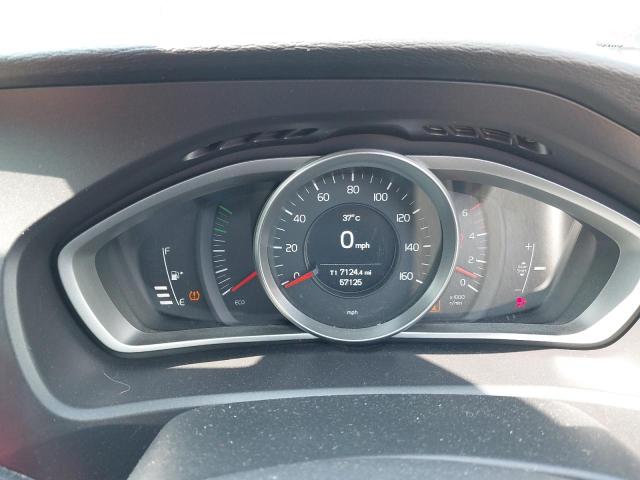 2018 VOLVO V40 MOMENT