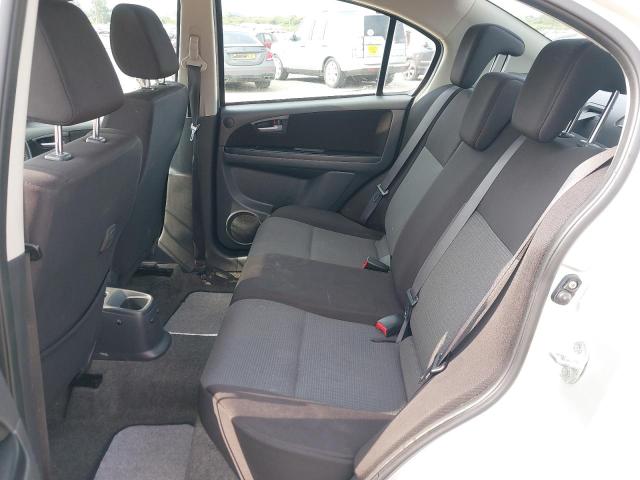 2010 SUZUKI SX4 GLX