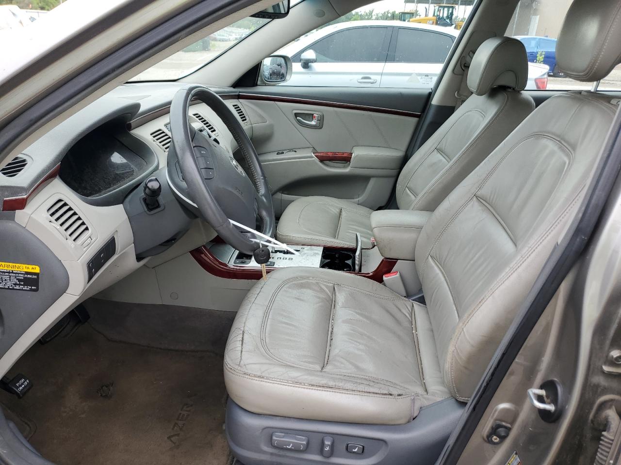 2008 Hyundai Azera Se VIN: KMHFC46F28A334309 Lot: 51693325