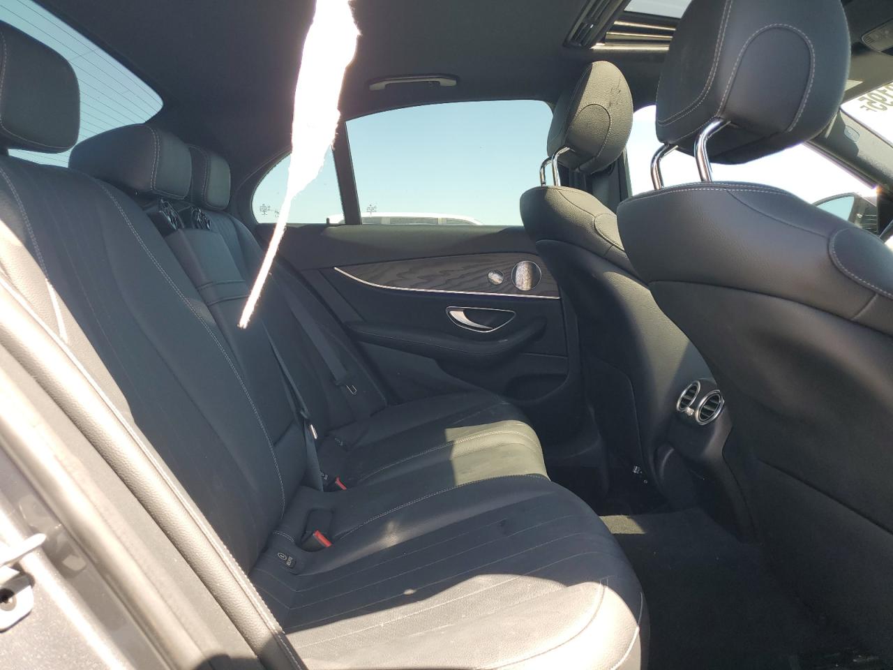 2020 Mercedes-Benz E 350 VIN: W1KZF8DBXLA843840 Lot: 61292195