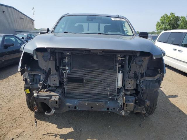  NISSAN TITAN 2021 Szary