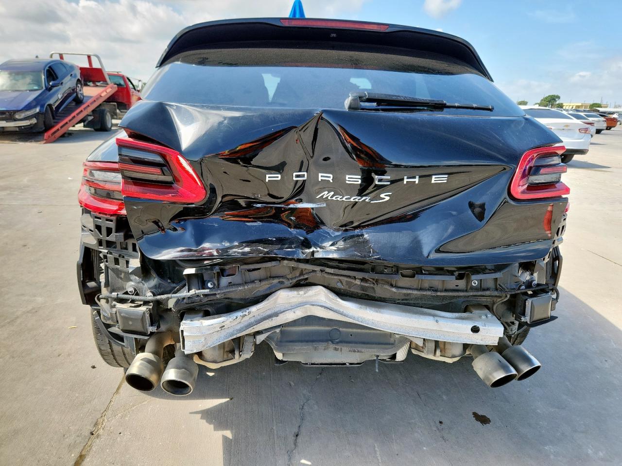 2015 Porsche Macan S VIN: WP1AB2A57FLB56076 Lot: 61931655