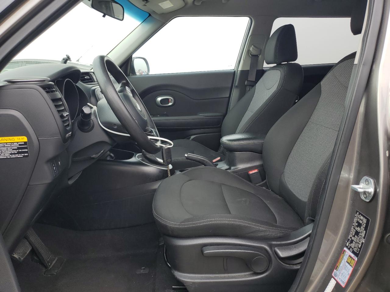 2018 Kia Soul + VIN: KNDJP3A55J7585999 Lot: 62793615