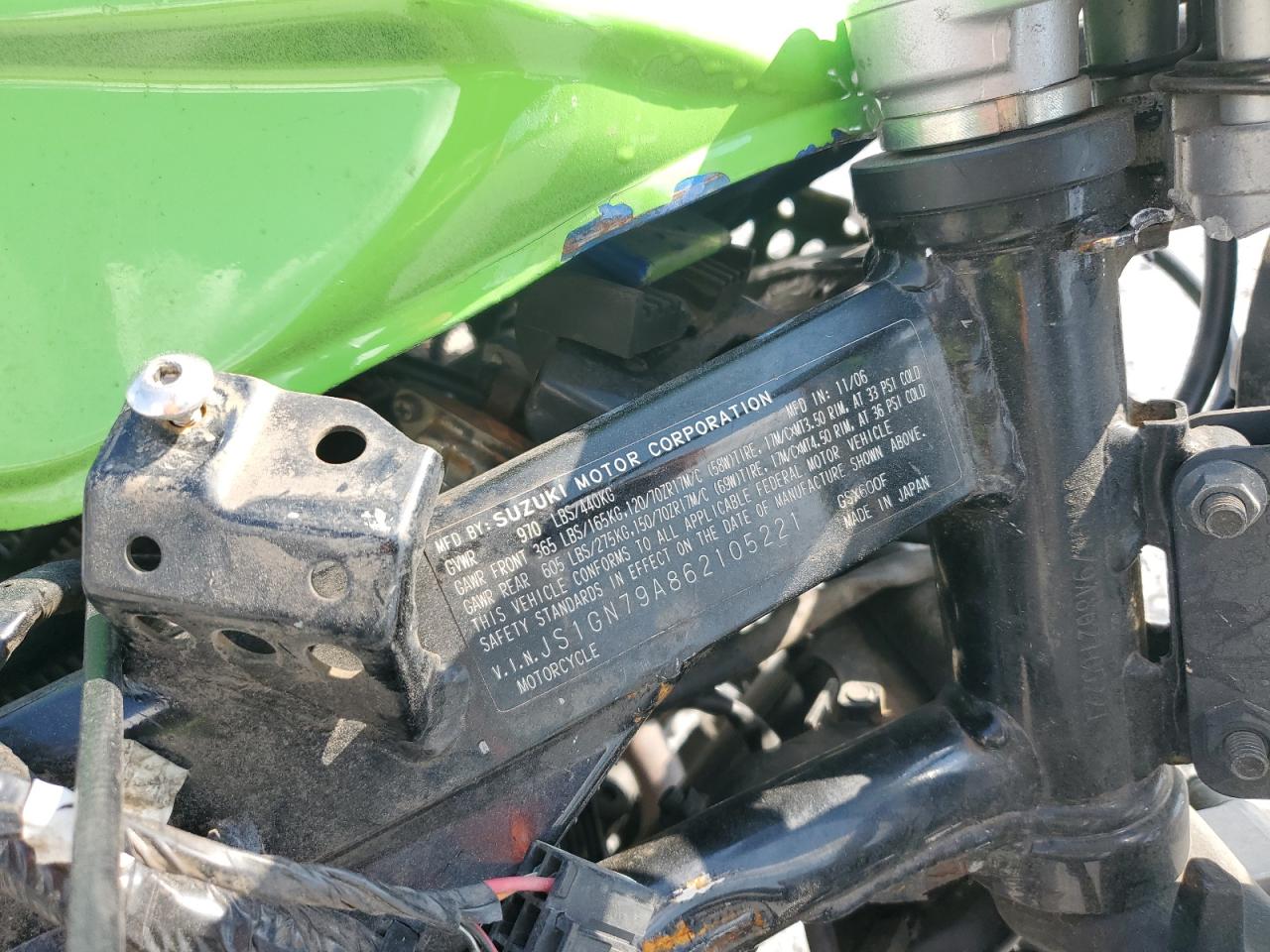 2006 Suzuki Gsx600 F VIN: JS1GN79A862105221 Lot: 61811975
