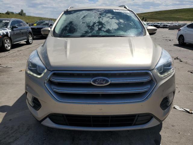  FORD ESCAPE 2017 Beżowy
