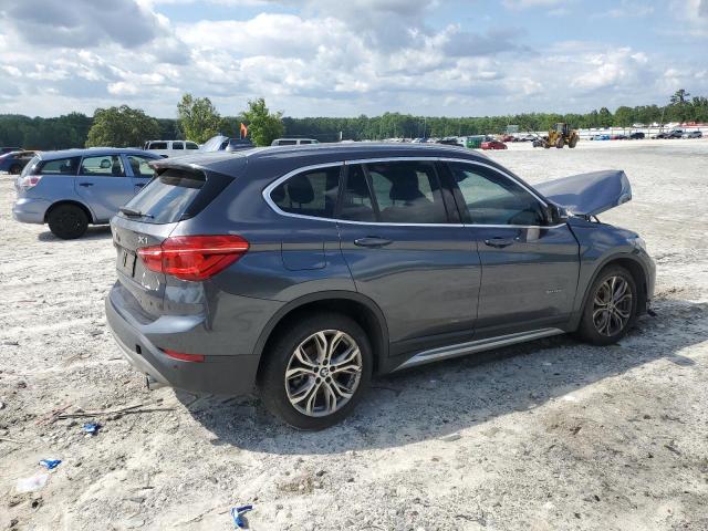  BMW X1 2016 Серый