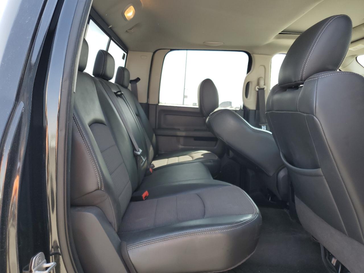 2010 Dodge Ram 1500 VIN: 1D7RB1CT3AS176470 Lot: 62214215