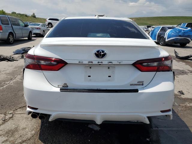  TOYOTA CAMRY 2021 Белы