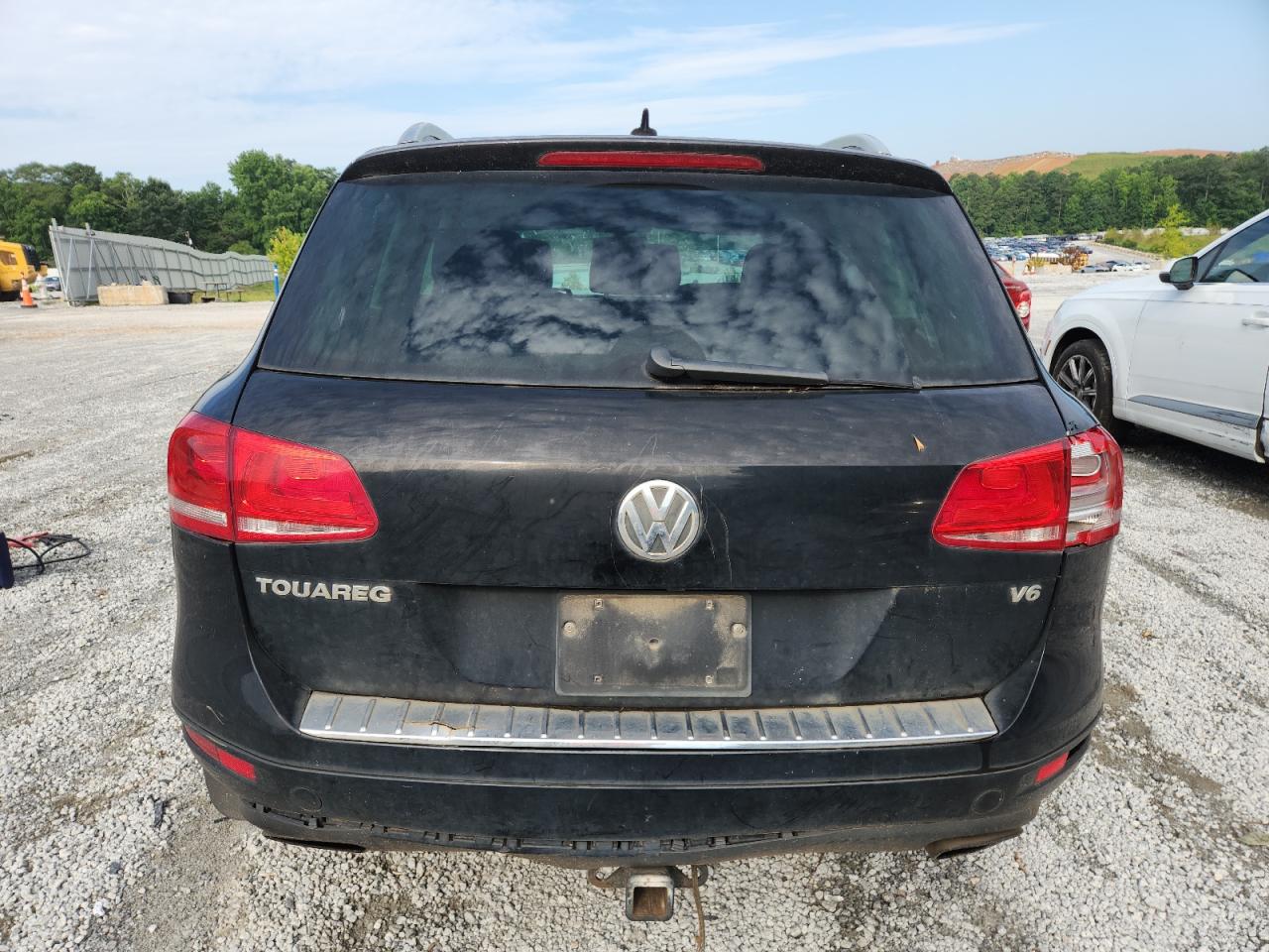2013 Volkswagen Touareg V6 VIN: WVGEF9BP6DD010352 Lot: 62585305