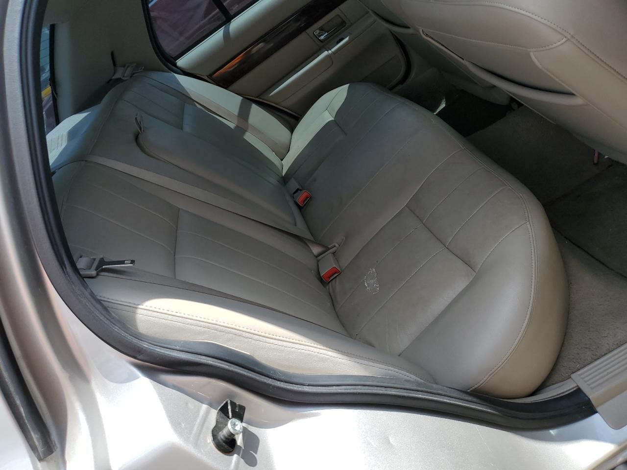 2007 Mercury Grand Marquis Ls VIN: 2MEFM75V47X640749 Lot: 62339605