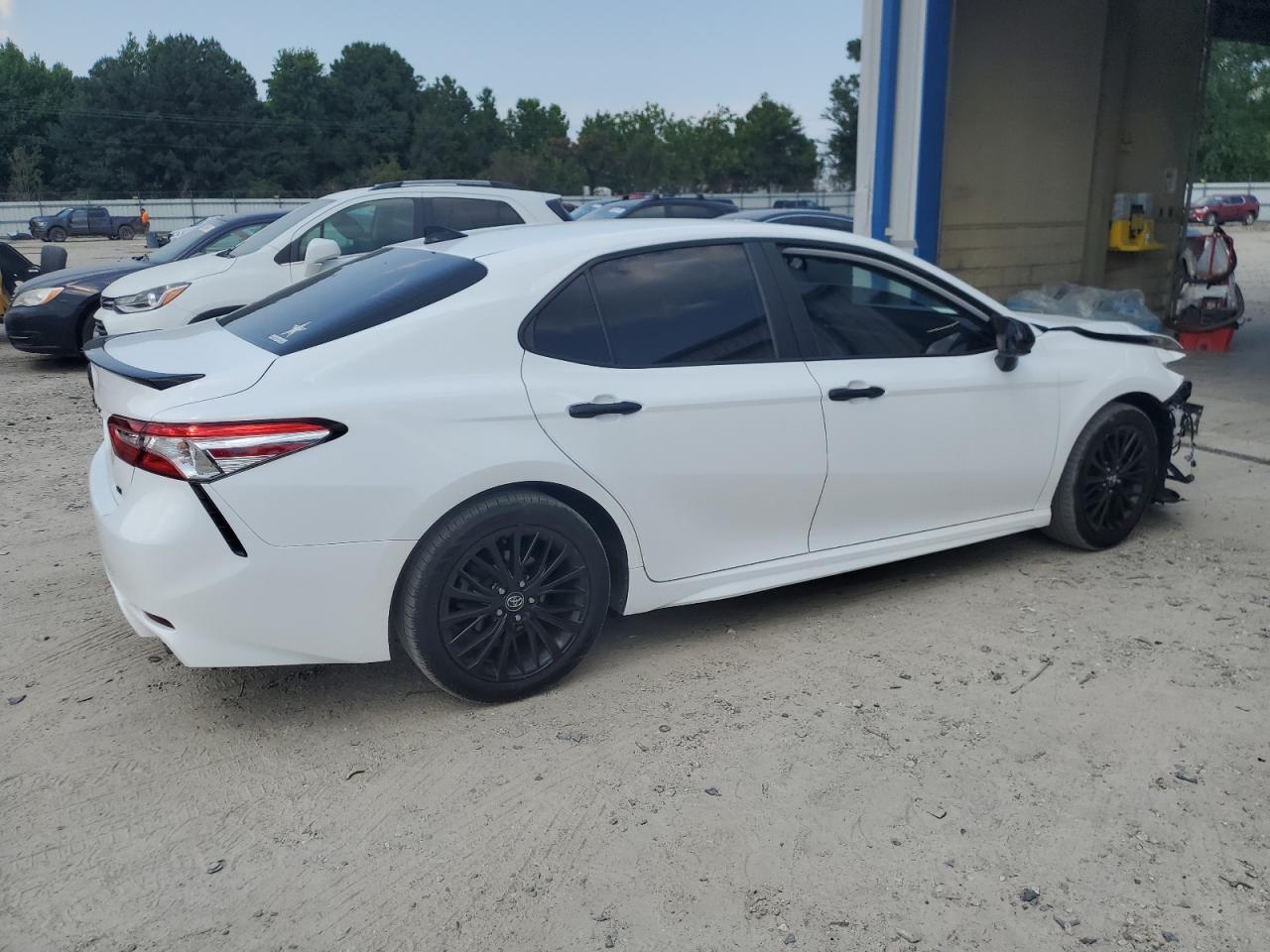 TOYOTA CAMRY 2020 VIN 4T1G11AK0LU301667 фото 3