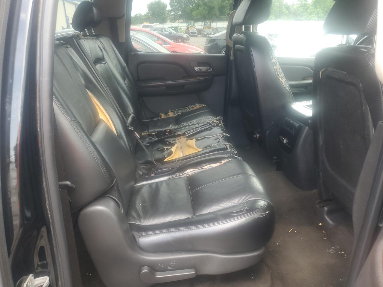 2007 Chevrolet Suburban K1500 VIN: 3GNFK16347G229418 Lot: 62221575