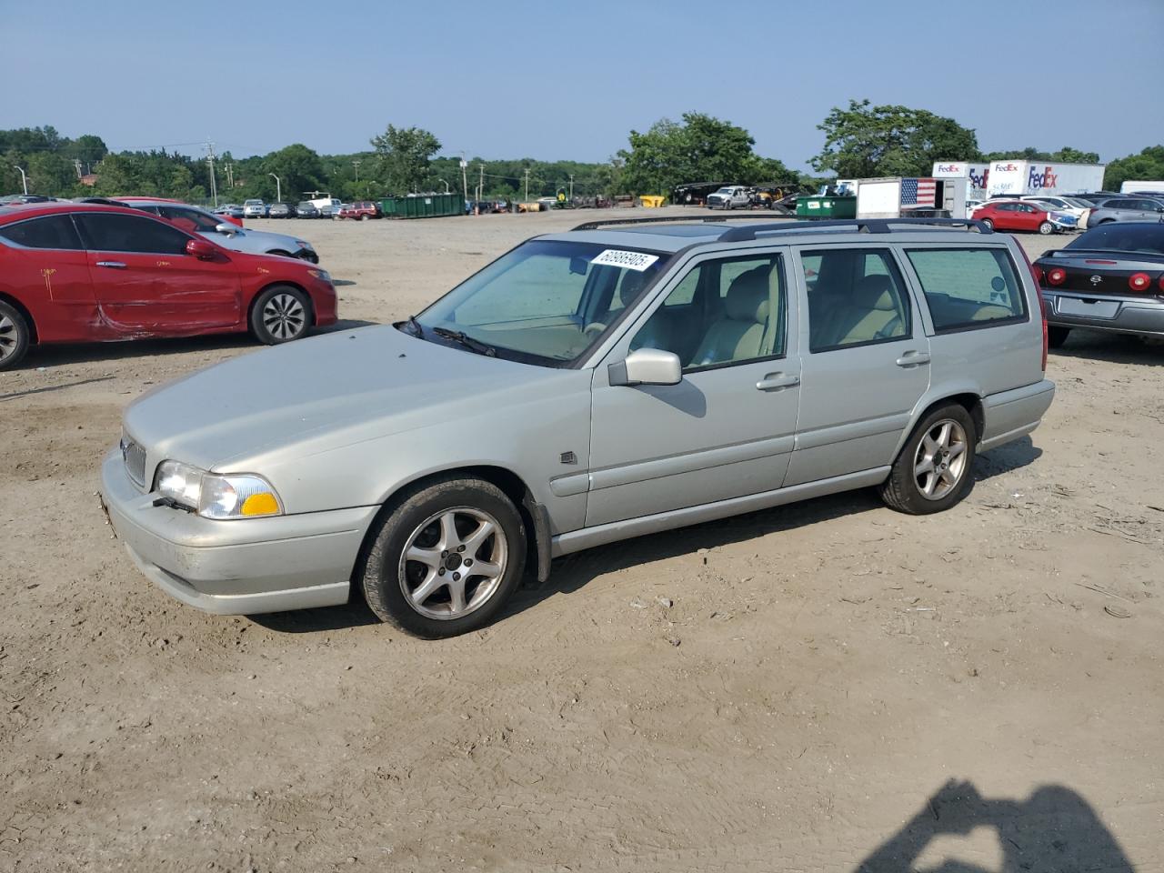 2000 Volvo V70 Base იყიდება Baltimore-ში, MD - Water/Flood