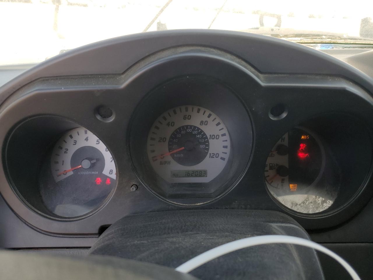 2004 Nissan Xterra Xe VIN: 5N1ED28T24C668127 Lot: 60123775