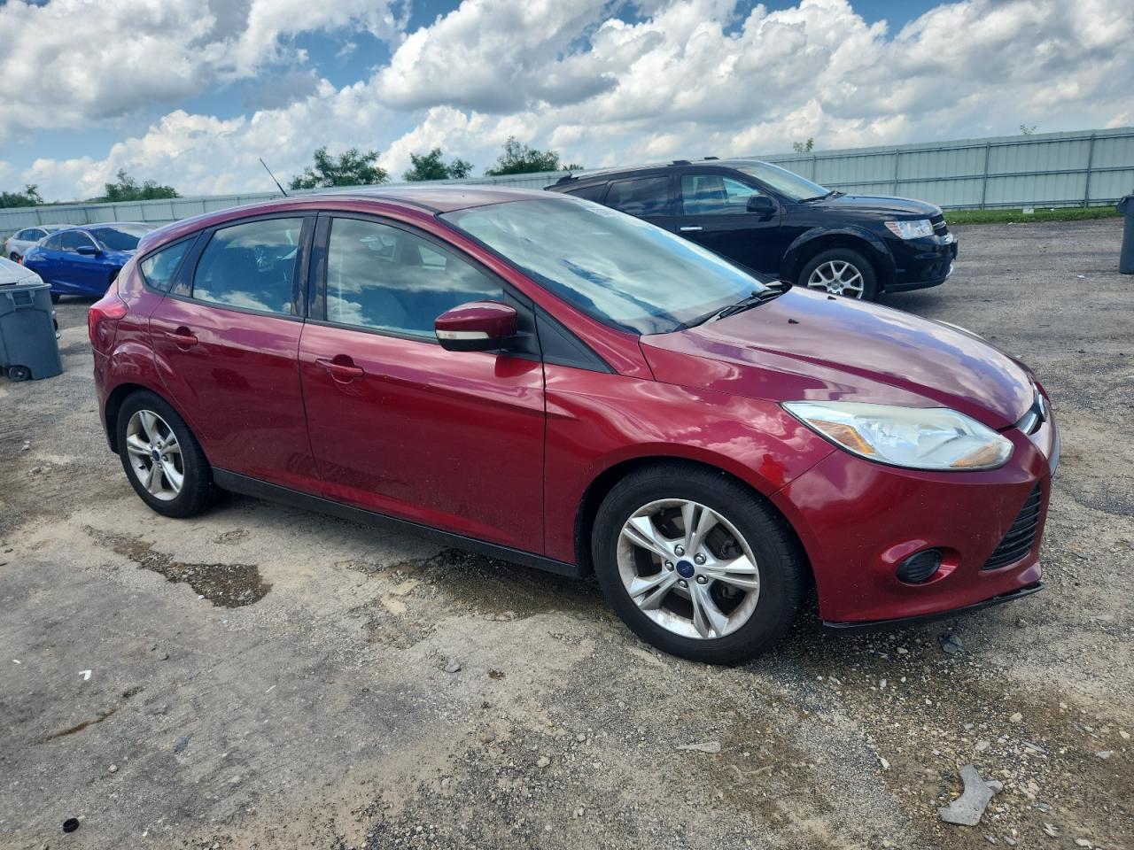 FORD FOCUS 2014 VIN 1FADP3K25EL214166 photo 4