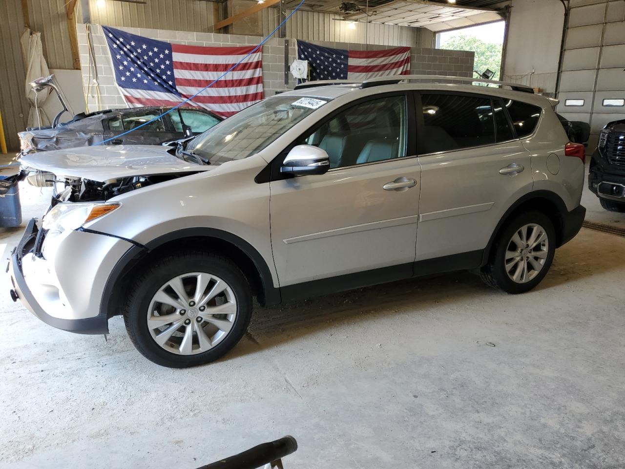 Columbia, MO에서 판매 중인 2015 Toyota Rav4 Limited - Front End