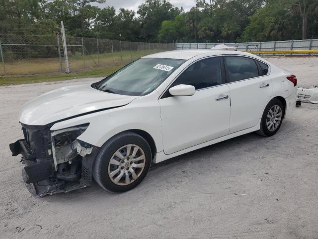  NISSAN ALTIMA 2017 Biały