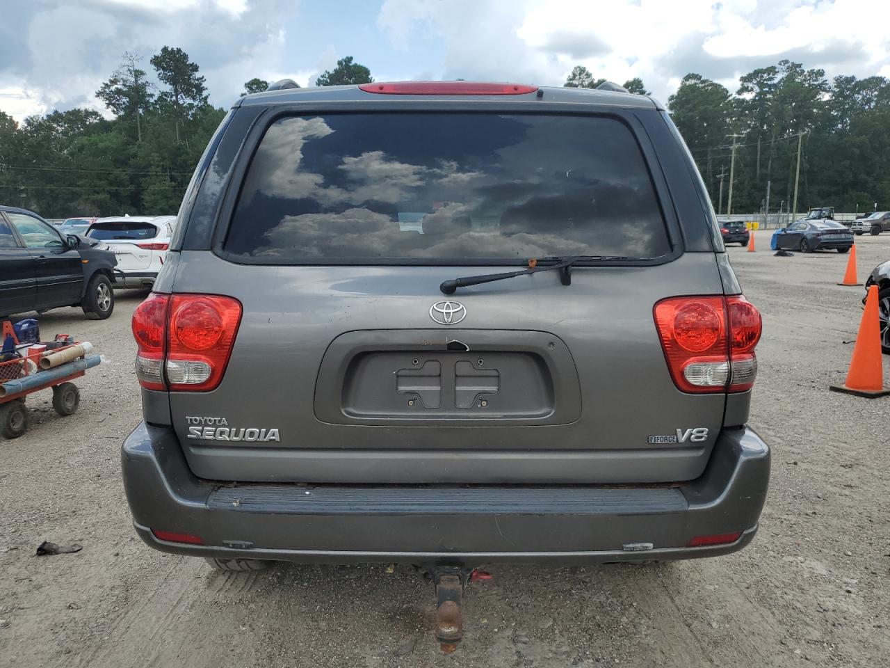 2005 Toyota Sequoia Sr5 VIN: 5TDZT34A55S258277 Lot: 61804805