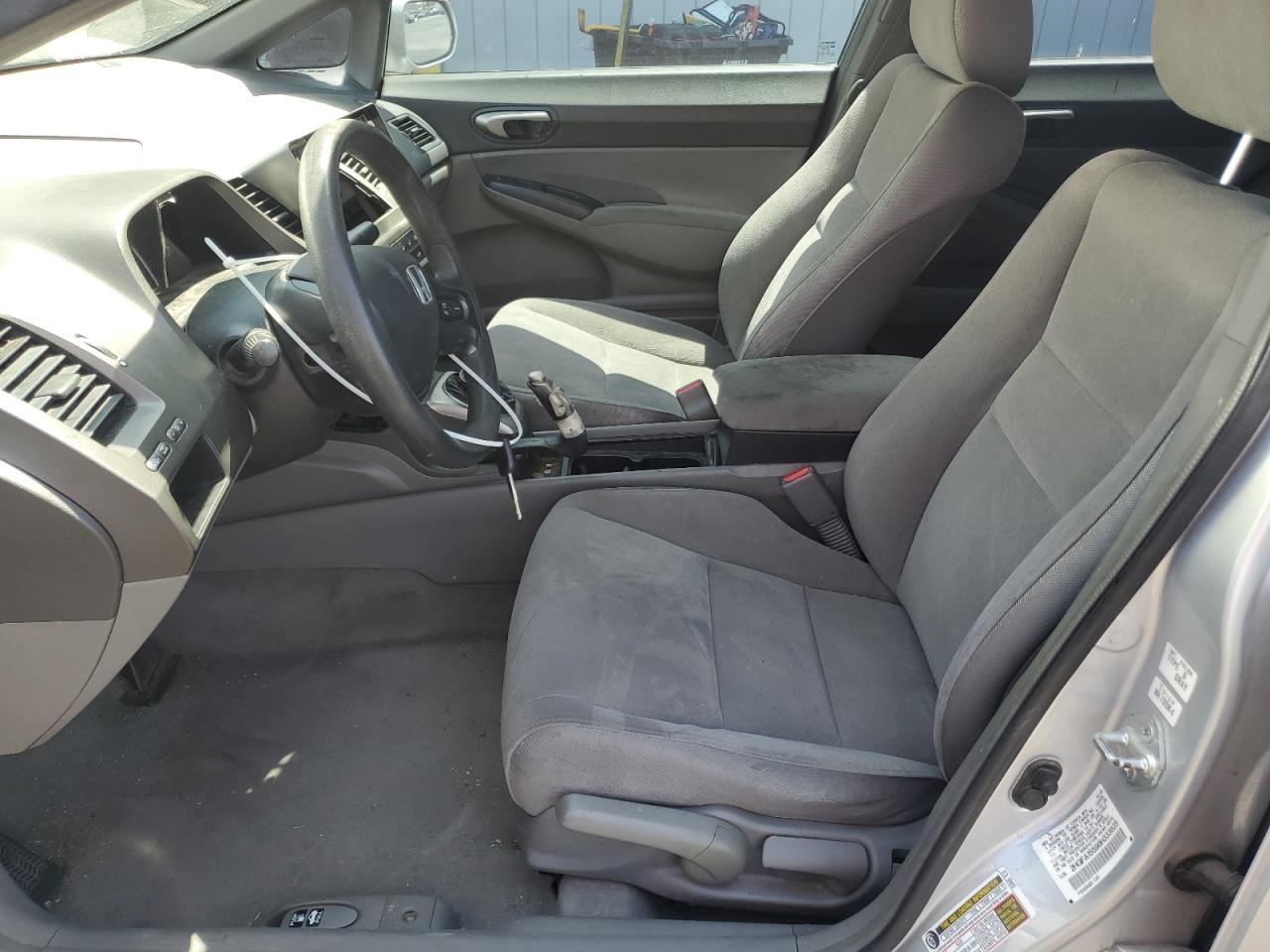 2008 Honda Civic Lx VIN: 2HGFA15598H333825 Lot: 62706905