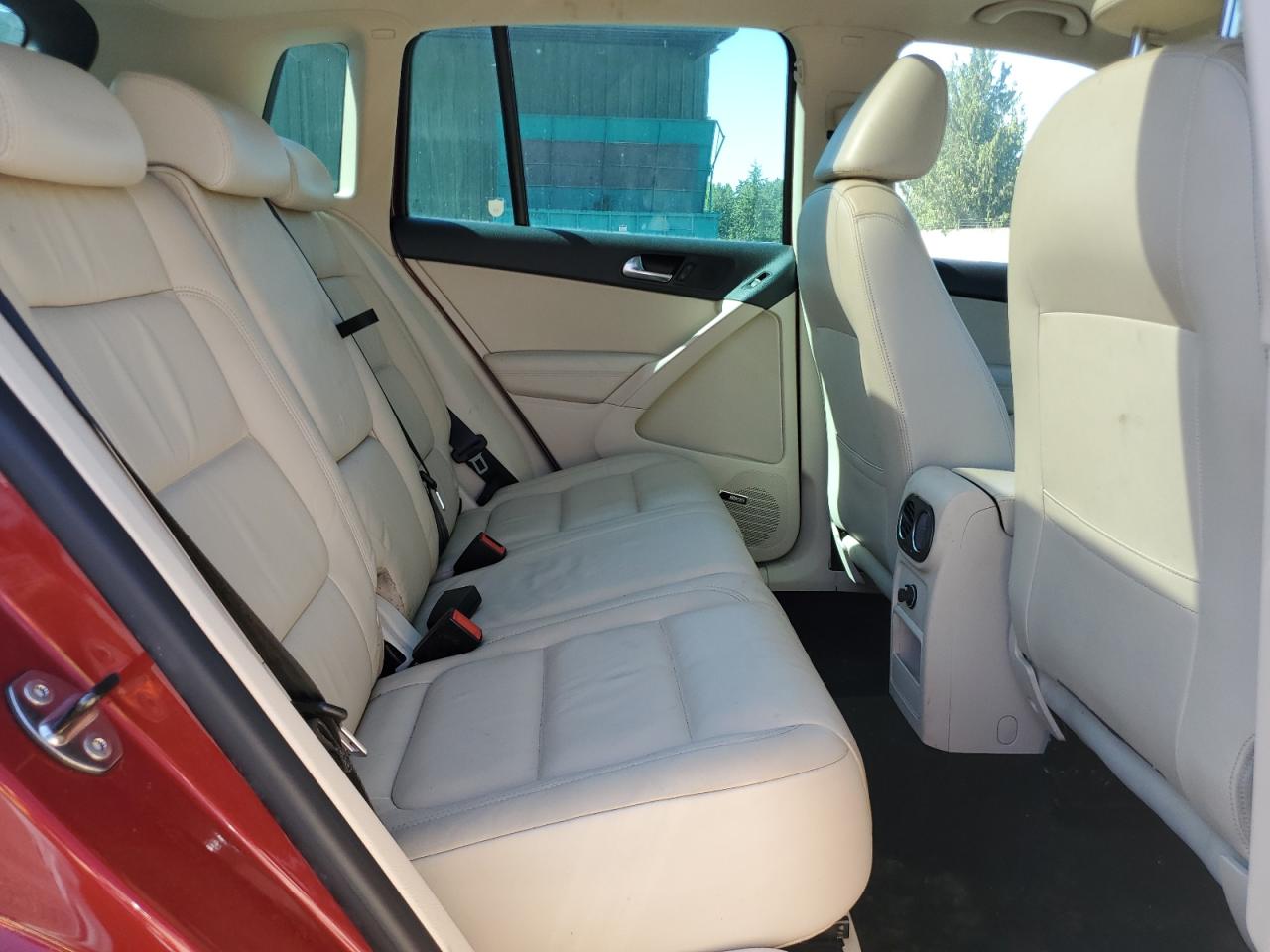 2011 Volkswagen Tiguan S VIN: WVGBV7AX9BW001397 Lot: 63137055